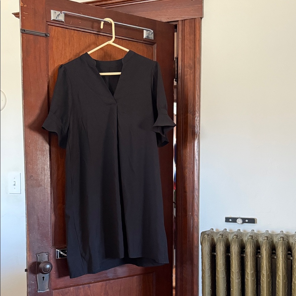 Amazon Black V-Neck Short Flutter Sleeve Tunic Top